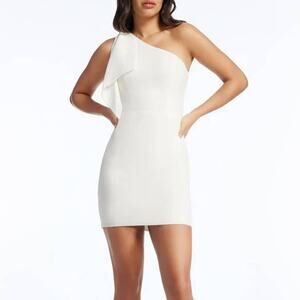 Dress The Population Tiff Dress in White Crepe